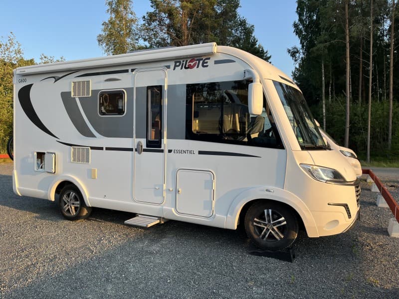 Jensens Pilote, Per:s Husbil – Älvsjö