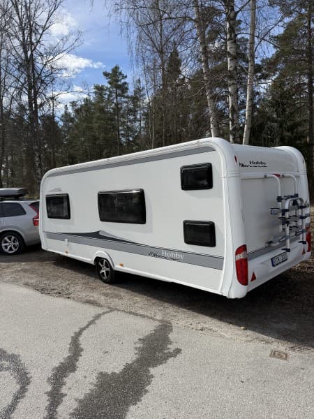 Adams Hobby Husvagn – Tyresö