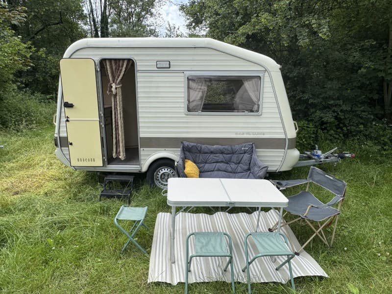 Camilla, Georg's Wohnwagen – Aachen