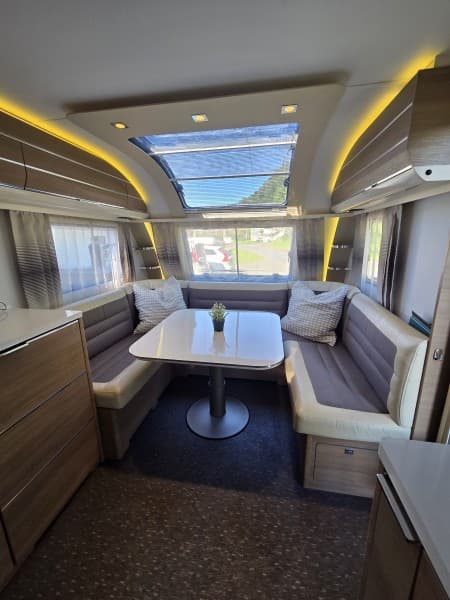 Victoria Ursins Adria Campingvogn – Harstad