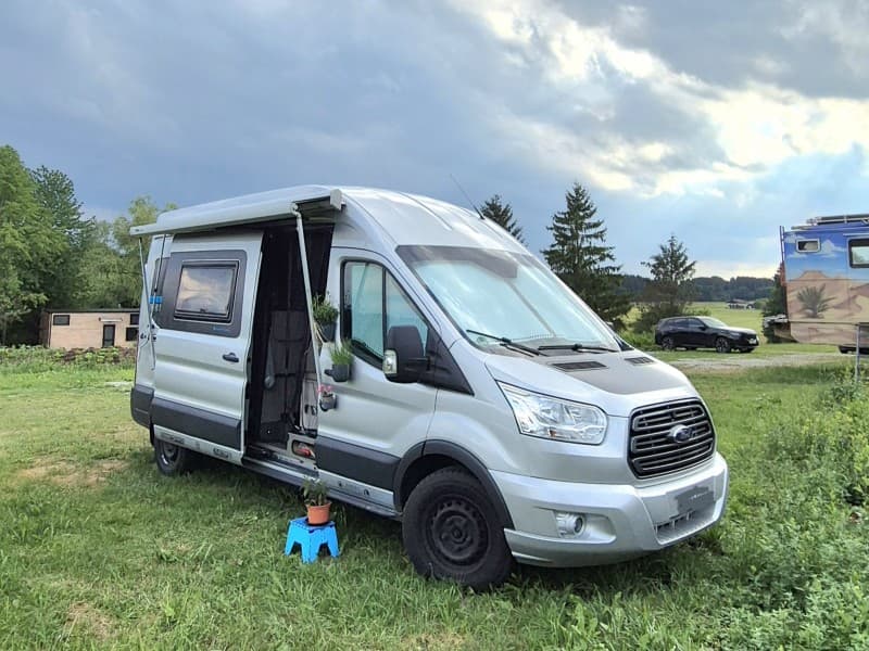 Momo, Beate's Campingbus – Trimmis