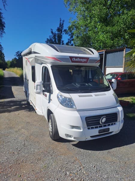Challenger Wohnmobil von Claude – Monthey