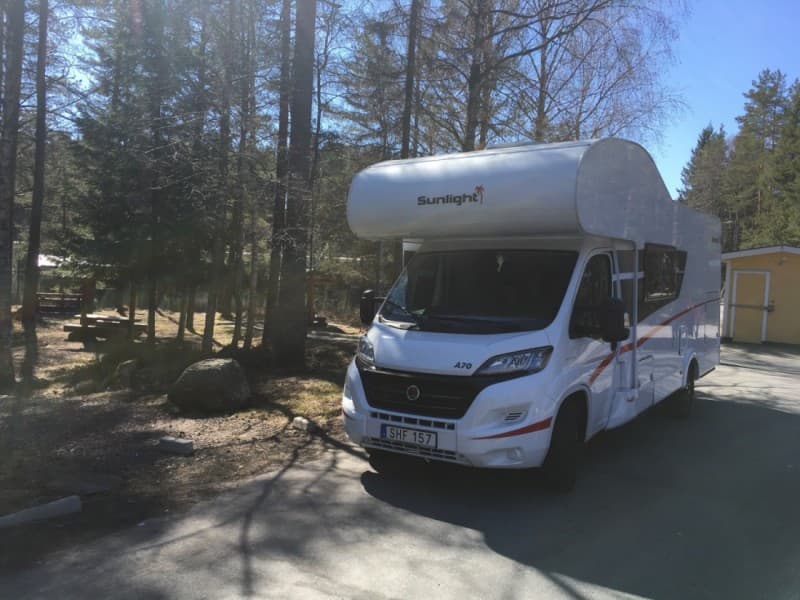 Brings Sunlight Husbil – Haninge