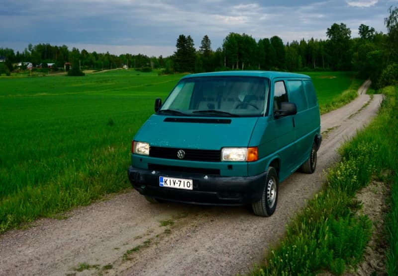 Shtisel, Jussi:n Retkeilyauto – Helsinki