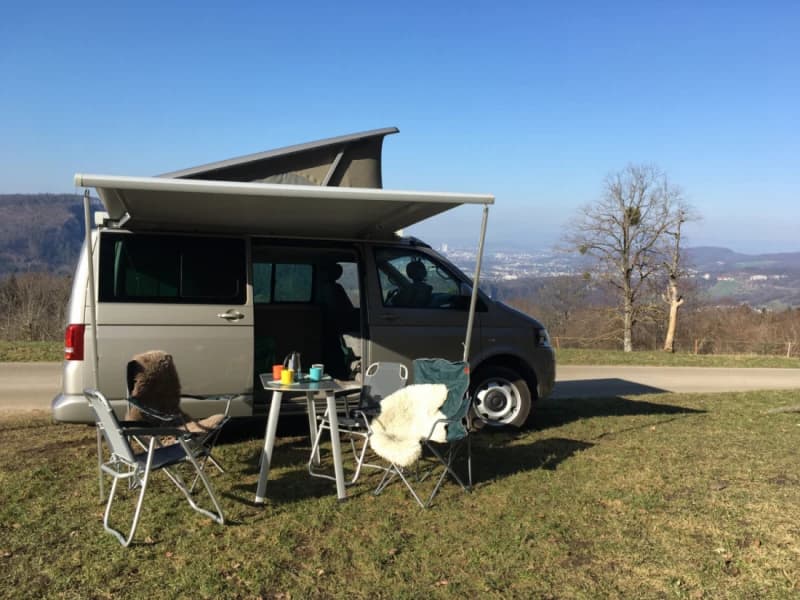 VW Campingbus von Jakob – Basel