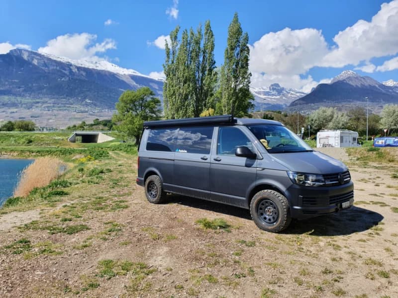 VW Campingbus von Jonathan – Sion