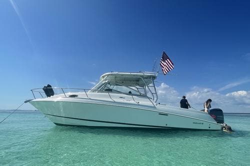 34 feet Wellcraft Motor boat – Miami
