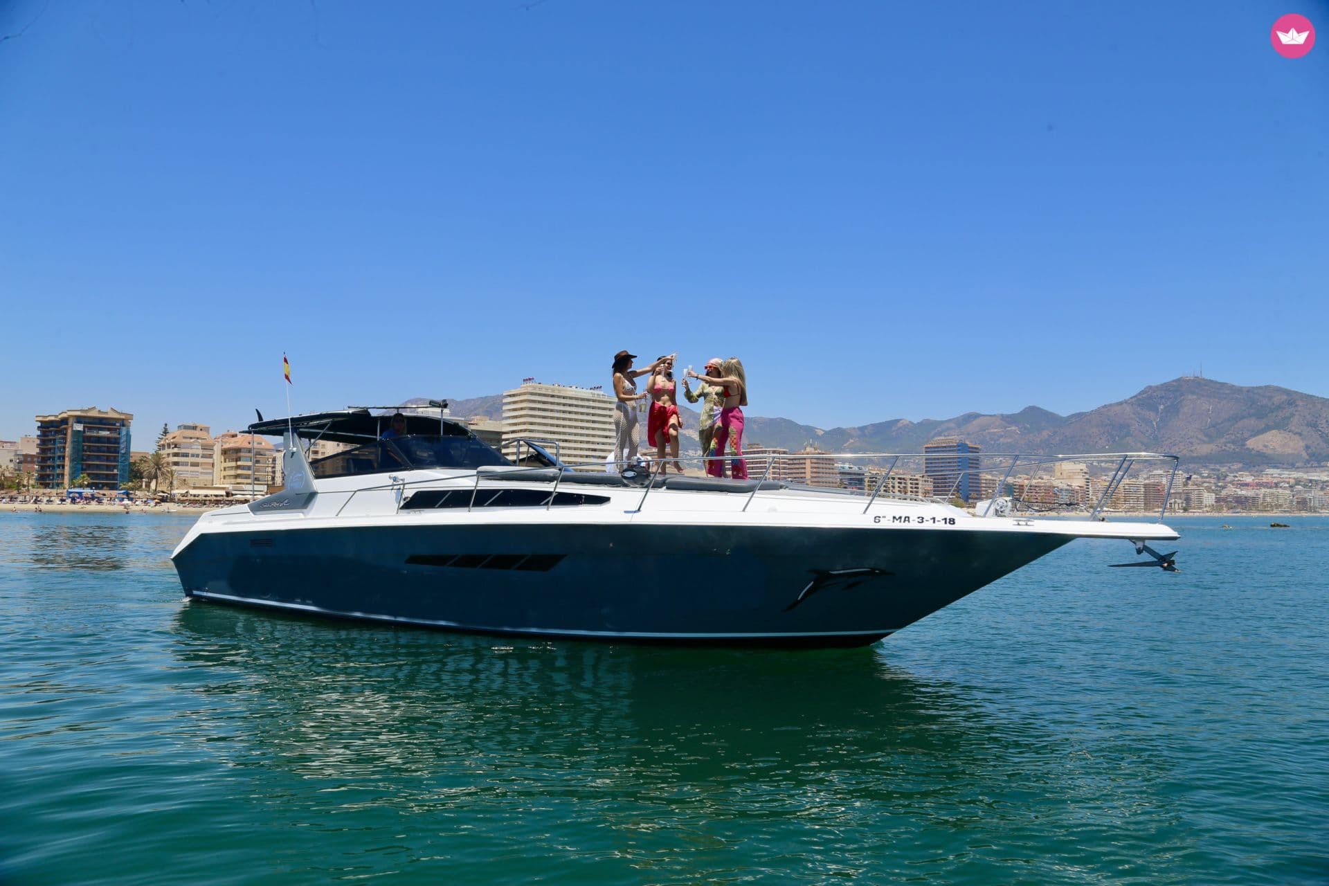 SEA RAY 440 Sea ray, dolphin watching – Fuengirola