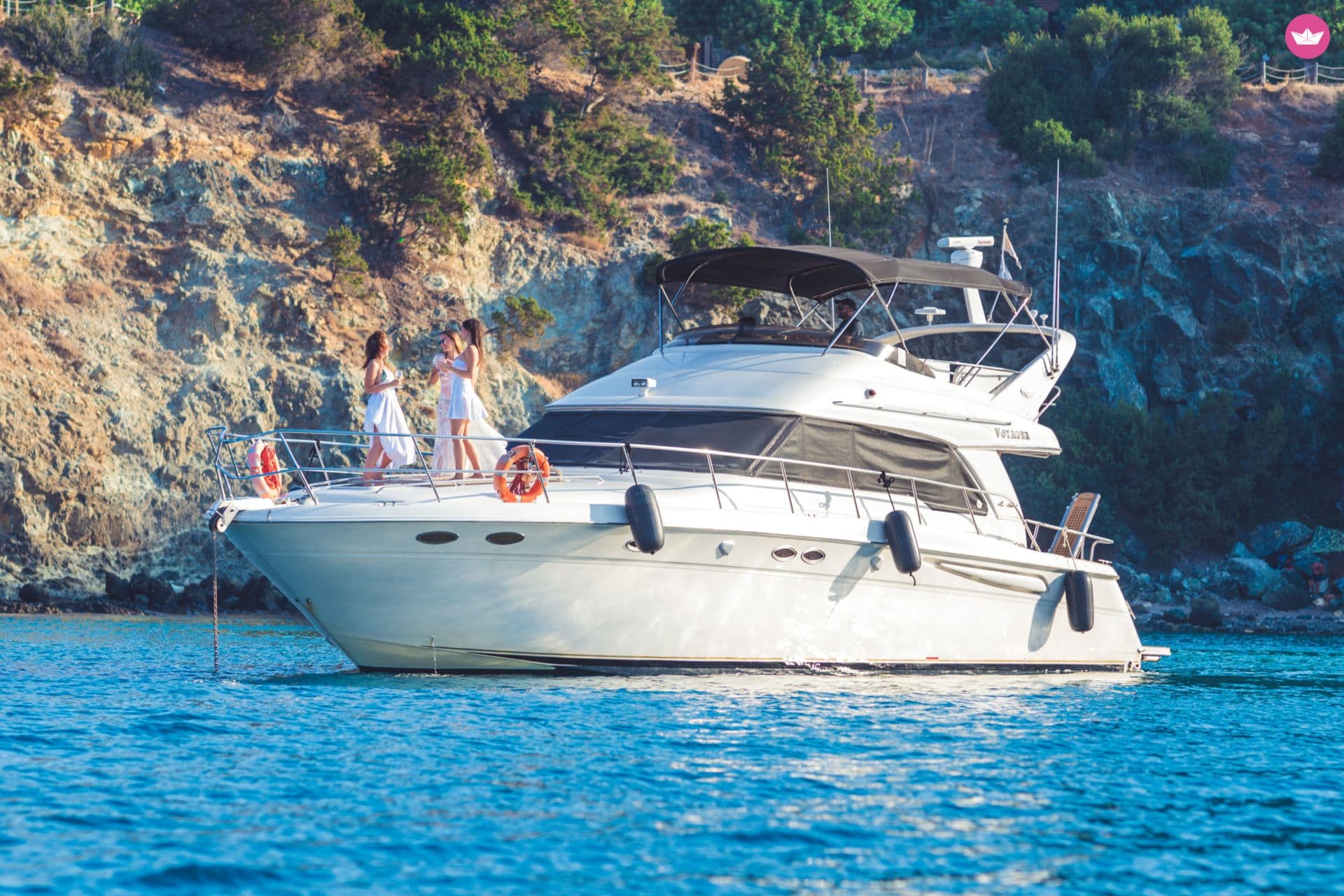 Sea Ray Voyager 52 – Latsi